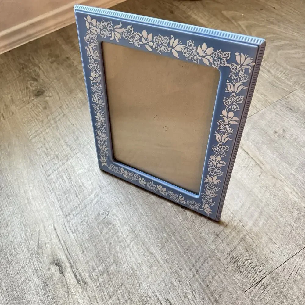 Vintage Photo Frame 8x10 Country Cozy Cottage Farmhouse Blue Floral Stencil